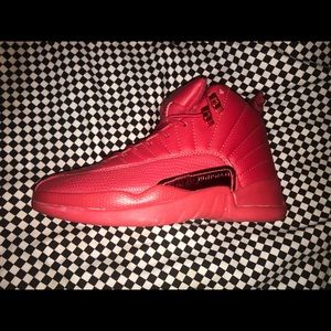 Jordan 12s (Red) Size 7, Men’s.